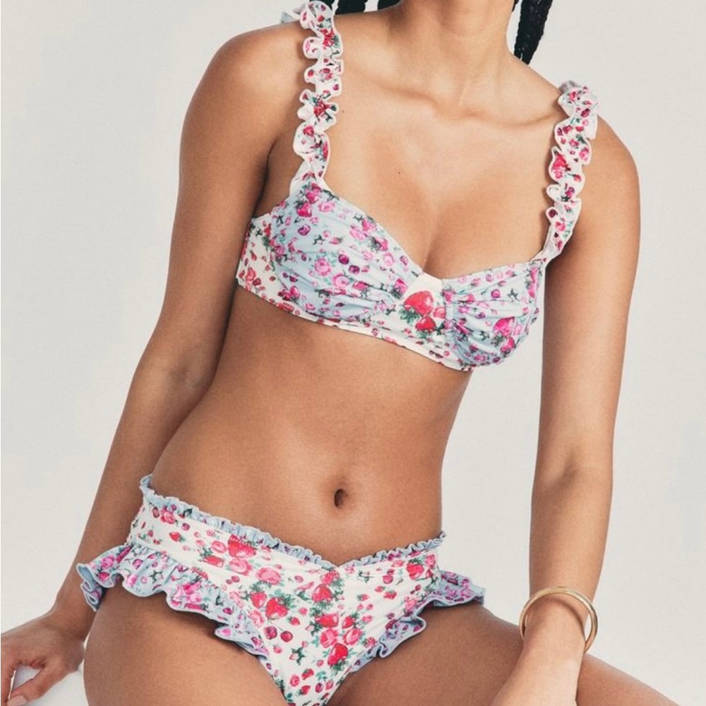 NWT Loveshackfancy Annika Bikini Set in Berry - Strawberry size M